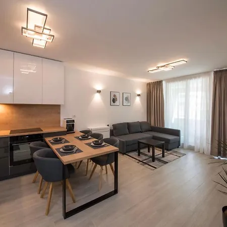 Astra Apartment